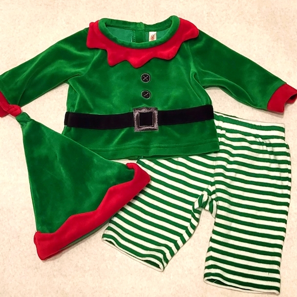 Three piece velour holiday outfit - Picture 1 of 6